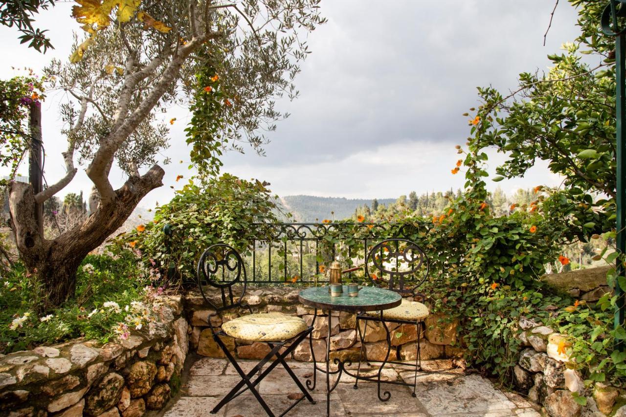 Bed and Breakfast Above The Spring à Jérusalem Extérieur photo